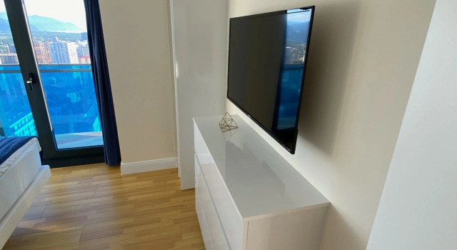 Четырёхместный люкс с балконом и с видом на море Апарт-отель Batumi Orbi City lux apartments