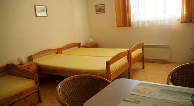 Lojzovy Paseky, Prenota Hotel Frymburk 