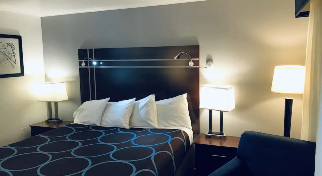 Двухместный номер Standard Berkshire Inn