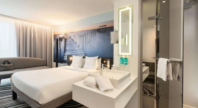 Двухместный номер Superior ibis Paris Coeur dOrly Airport