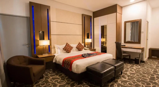 Люкс Hotel Adya Express Chenang