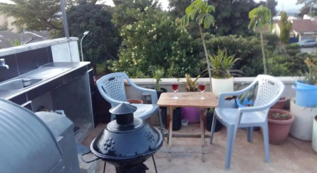 Zabu Studio, Prenota Hotel Hotel a Nairobi con parcheggio, Parcheggio