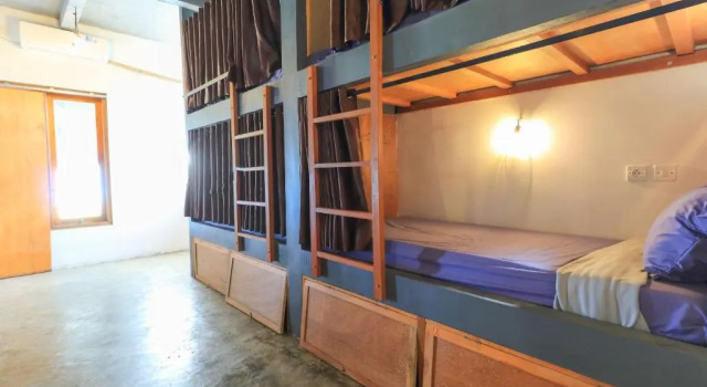 Bett im Wohnheim Hostel Bukit Sangcure