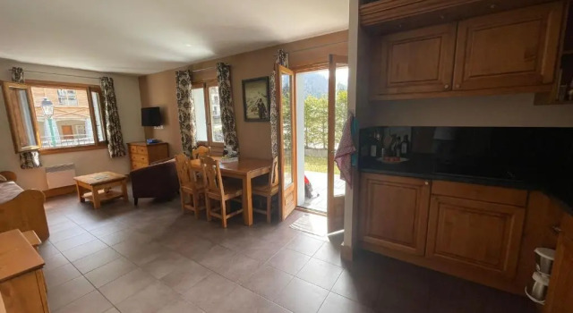 Garden apartment SPA&Pool, Book Apartment Vallorcine Chamonix Valley