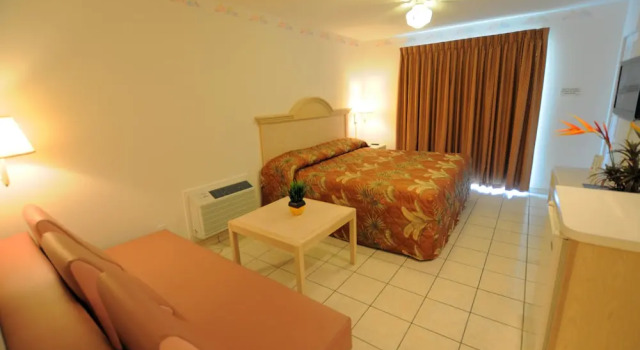 Номер Superior с балконом Riviera Resort & Suites