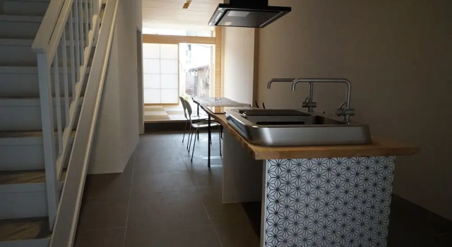 Коттедж Teriyaki Hotel