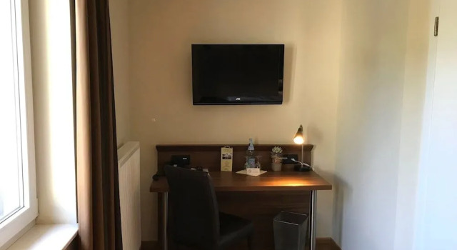 Hotel Sasse, Забронировать Отель  