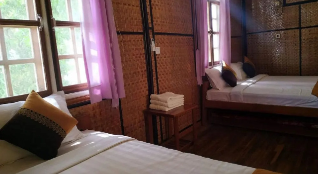 Семейный номер Standard с видом на озеро Moe Yun Gyi Wetlands Resort