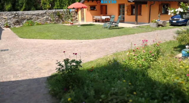 Коттедж Residence Lago Blù -Riccio