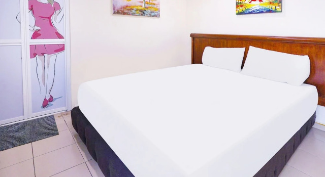 OYO 90486 Station Hotel