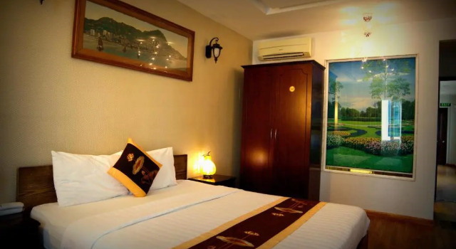 Номер Deluxe Saigon Amigo Hotel