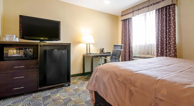 Quality Inn & Suites Glenmont - Albany South