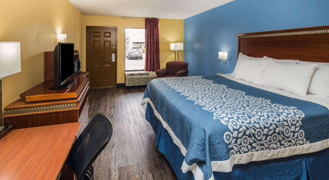 Двухместный номер Standard Days Inn by Wyndham Oak Grove/Ft. Campbell