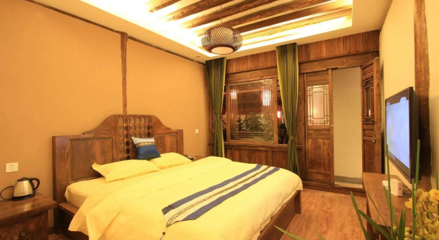 Village Green Inn, Забронировать Отель Недорогие отели Лицзян, рядом с Улица Сквер-стрит Древнего города Даянь, недорого