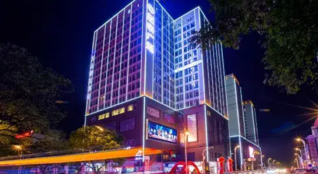 Pingliang Xida Holiday Hotel (South Gate Night Market Liuhu Park), Rezerwuj Hotel Hotele 3-gwiazdkowe w Pingliang, 3*