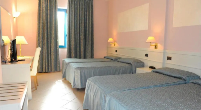 Семейный номер Standard Euro Hotel