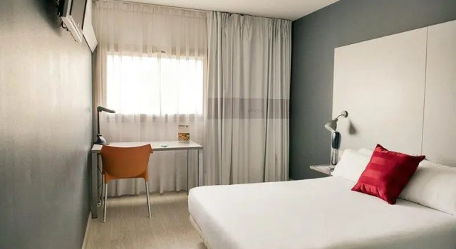 Люкс B&B HOTEL Barcelona Mollet