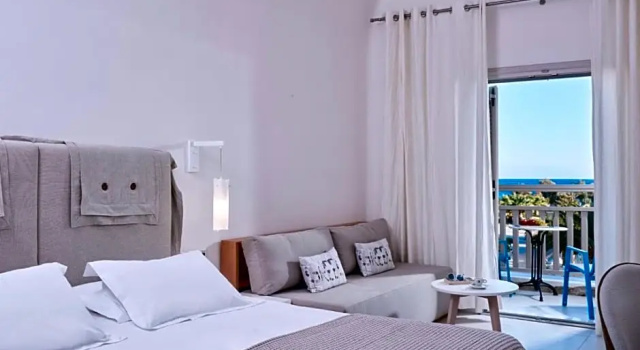 Двухместный номер Superior с частичным видом на море Santo Miramare Beach Resort