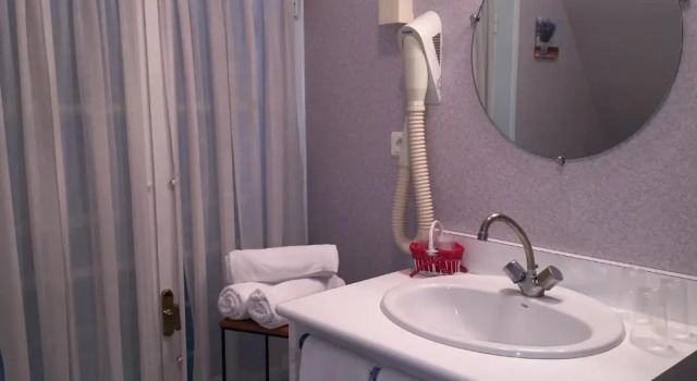 Трёхместный номер Standard Le Relais des 5 Chateaux