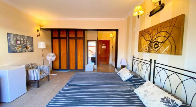 Полулюкс Hotel La Aldea Suites