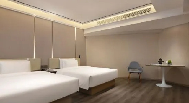 Люкс Hefeng Yuemian Hotel (Zhangzhou Wuling Square District Government Branch)