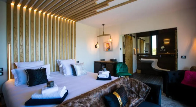 Люкс "La Cabane" de l'hôtel Le Tourisme