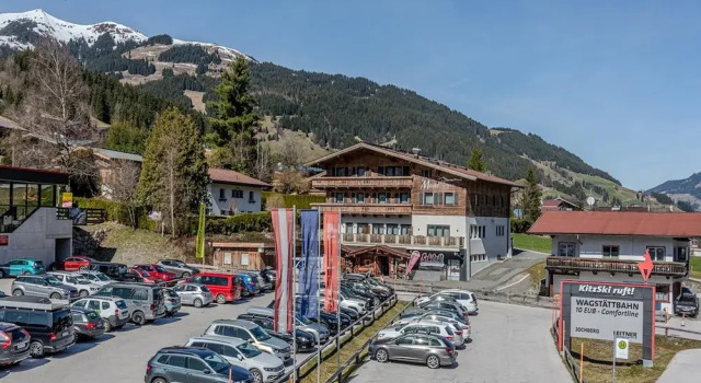 Апартаменты Apartment in the Center of Jochberg