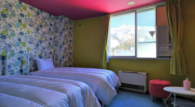 Hakuba Glorious, Boek Hotel Hakuba 