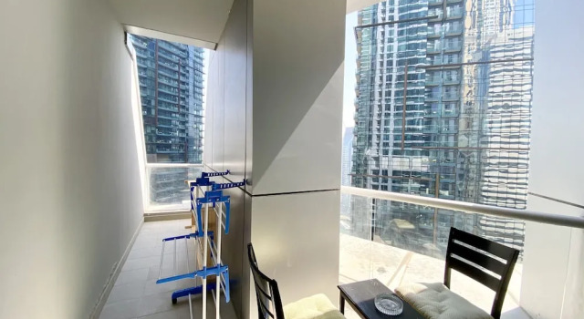 Luxury 2BR Apartment with partial Marina views, Забронировать Апартаменты/квартира Апартаменты Эмирата Дубая, рядом с Jumeirah Palm Tram Station, Апартаменты/квартира