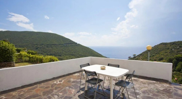 Villetta Colle D'Orano, Rezervovat Vila Hotely v Elba s parkováním, Parkování