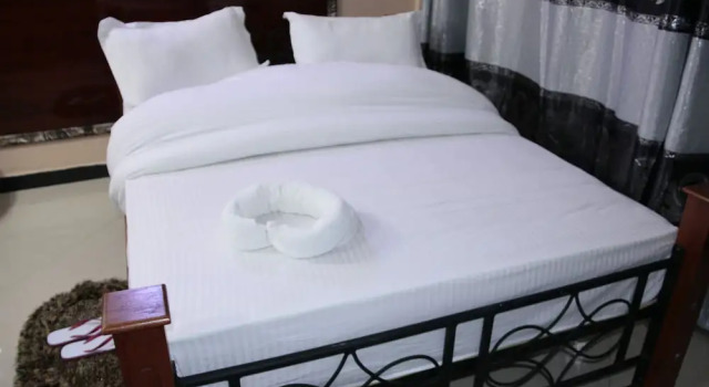 Номер Standard Africana Grand Hotel Arusha