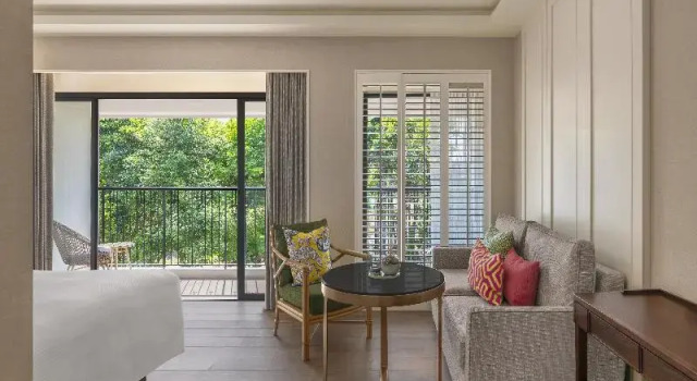 Номер Deluxe Kahavadi Chiang Rai, Curio Collection by Hilton