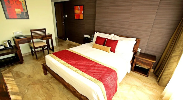 Номер Standard с балконом Jassritha Nirvana Residency