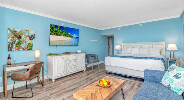 Oceanfront Suite Grande Cayman 124