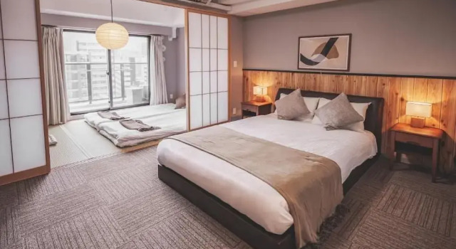 Четырёхместный номер Comfort с видом на город Chuan House Dotonbori