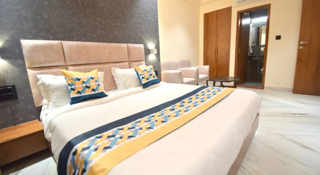 Номер Luxury The Sky Imperial Hotel Sugam