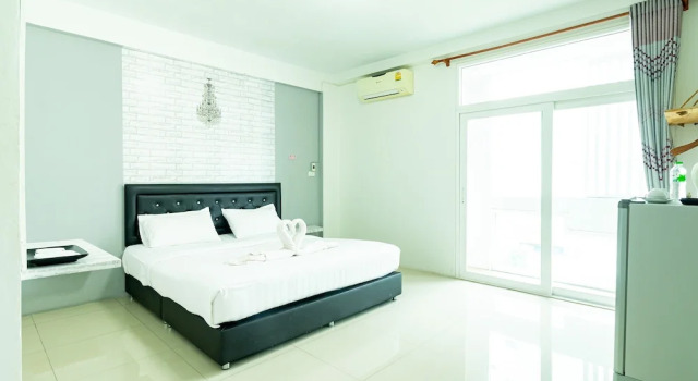 Номер Standard с балконом Central View Hostel