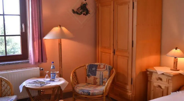 Landhotel Kertscher-Hof, Buchen Sie Hotel Nobitz Thüringen