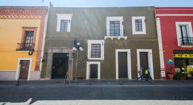 Moctezuma Luxury Boutique Hotel B&B, Забронировать Отель «постель и завтрак» Пуэбла штат Пуэбла, рядом с Стадион «Игнасио Сарагоса»