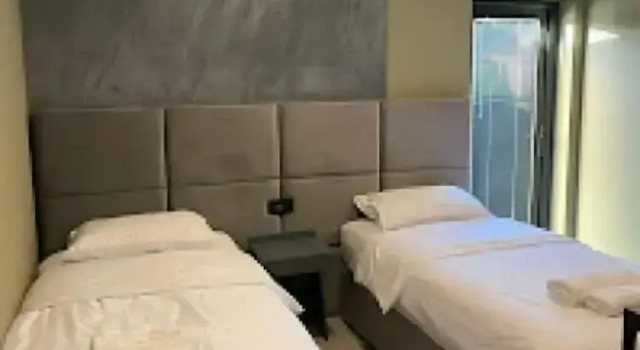 Двухместный номер Standard с балконом и с видом на горы Hotel Dion Kukes