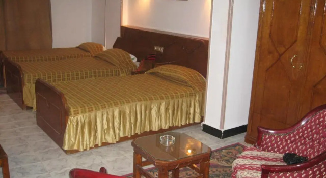 Standardowy trzyosobowy pokój i balkonem Sara Hotel Aswan