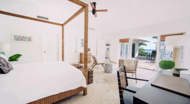 The Sands Hotel, Prenota Hotel  