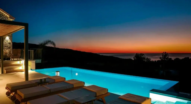 Вилла Deluxe Zeus Exclusive Villas