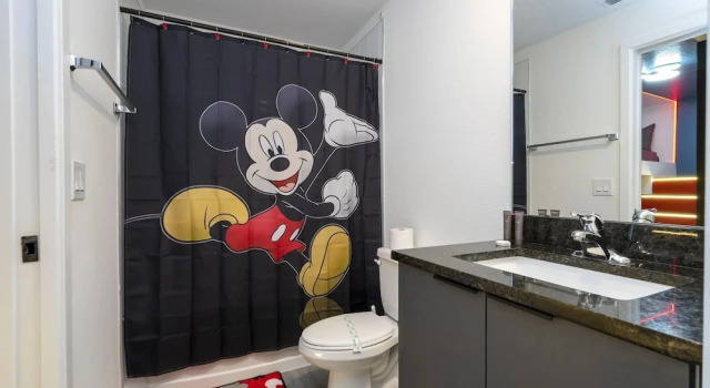 Апартаменты Marvelous 3Bd Close to Disney w Gameroom at The Hub 3409