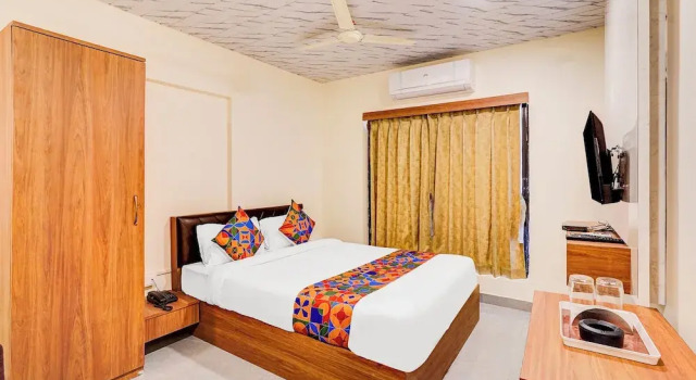 Номер Deluxe Hotel Omkar & Lodging - Phoenix Market City