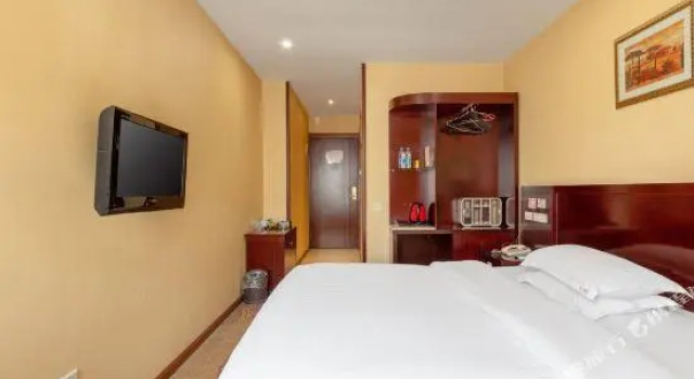 Gulf Business Hotel, Book Hotel Kunming Yunnan, near South Coach Station