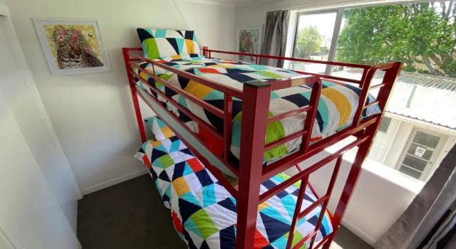 Коттедж Chamberlain House - 3 bedroom house by Manly beach