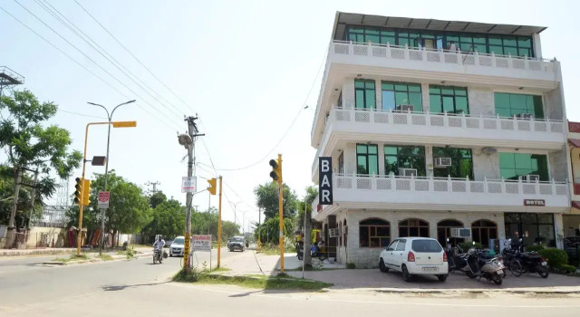 OYO Rooms Swarn Path Mansarovar, Rezerwuj Hotel Dźajpur 