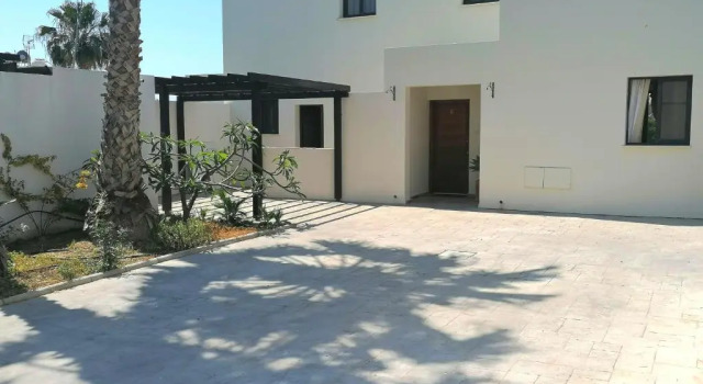 Вилла Spacious 3 bedroom villa private pool