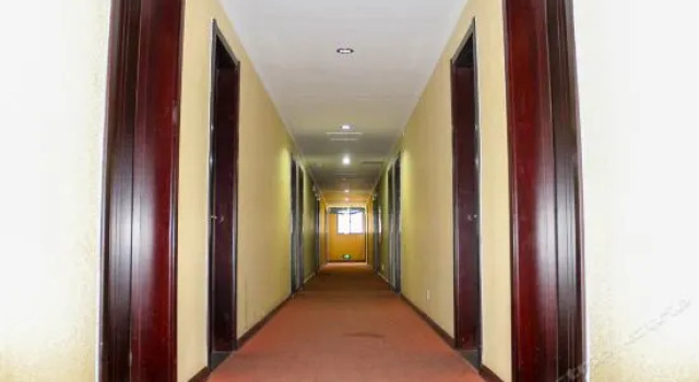 Qingdao Yongle Hotel, Забронировать Отель Shibei District Циндао